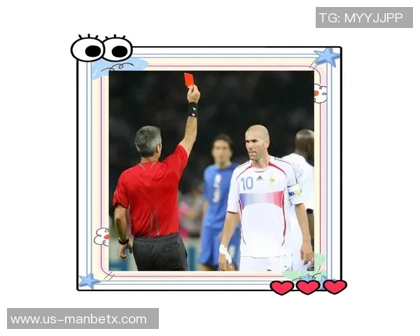 足球比赛中红牌的判罚时机与规则解析详解