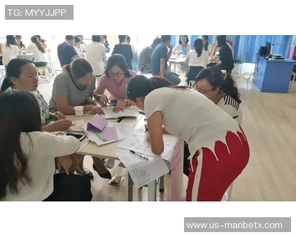 足球小子袁和德的成长之路与梦想追逐的精彩故事